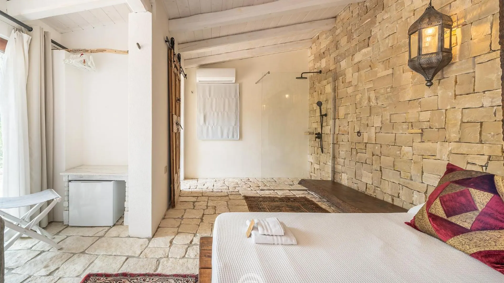 Villa Barbagallo Porto Columbu - Perd'E Sali